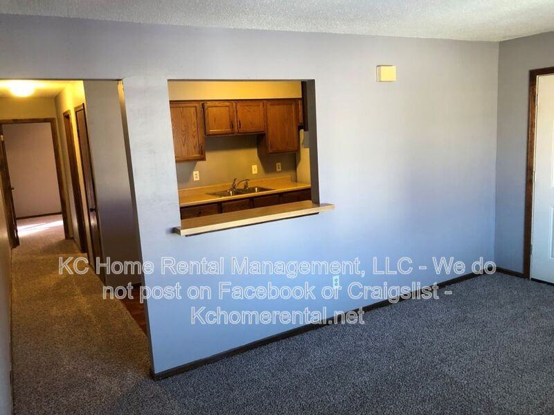 551 N Somerset Ter #E - Photo 4 of 13