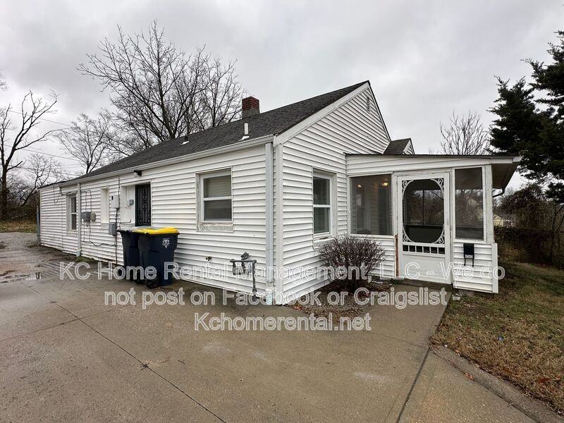 4343 Myrtle Ave - Photo 2 of 28