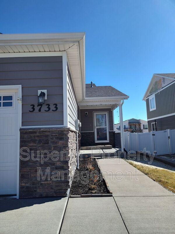 3733 Gunsmoke Rd - Photo 2 of 19