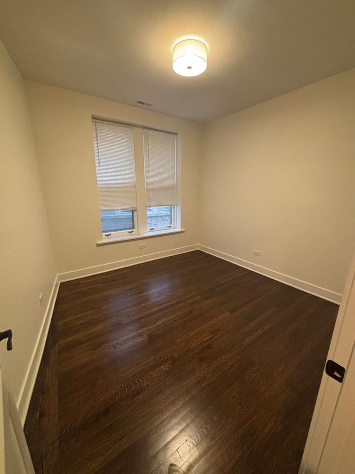 134 Main St #3 - Photo 4 of 9