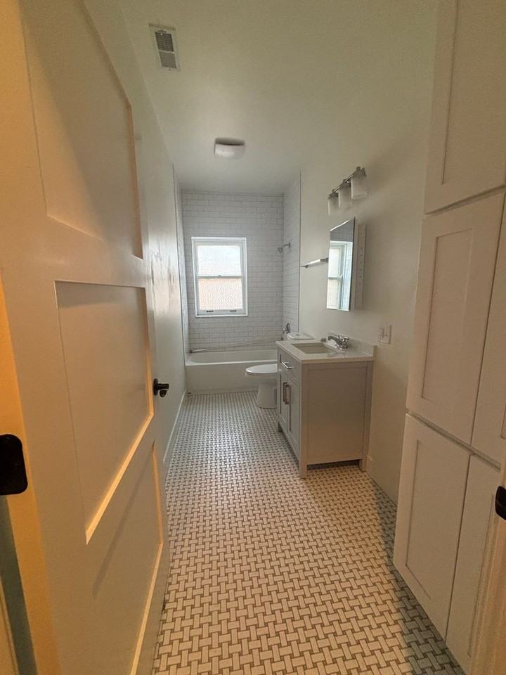 Tiffany Main Apartments - Photo 7 of 15