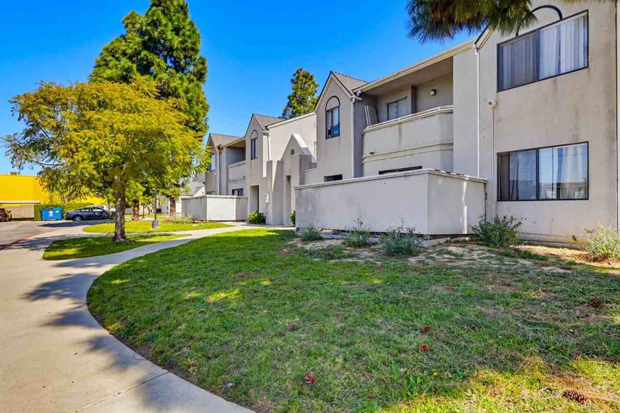 11208 Western - Photo 6 of 30