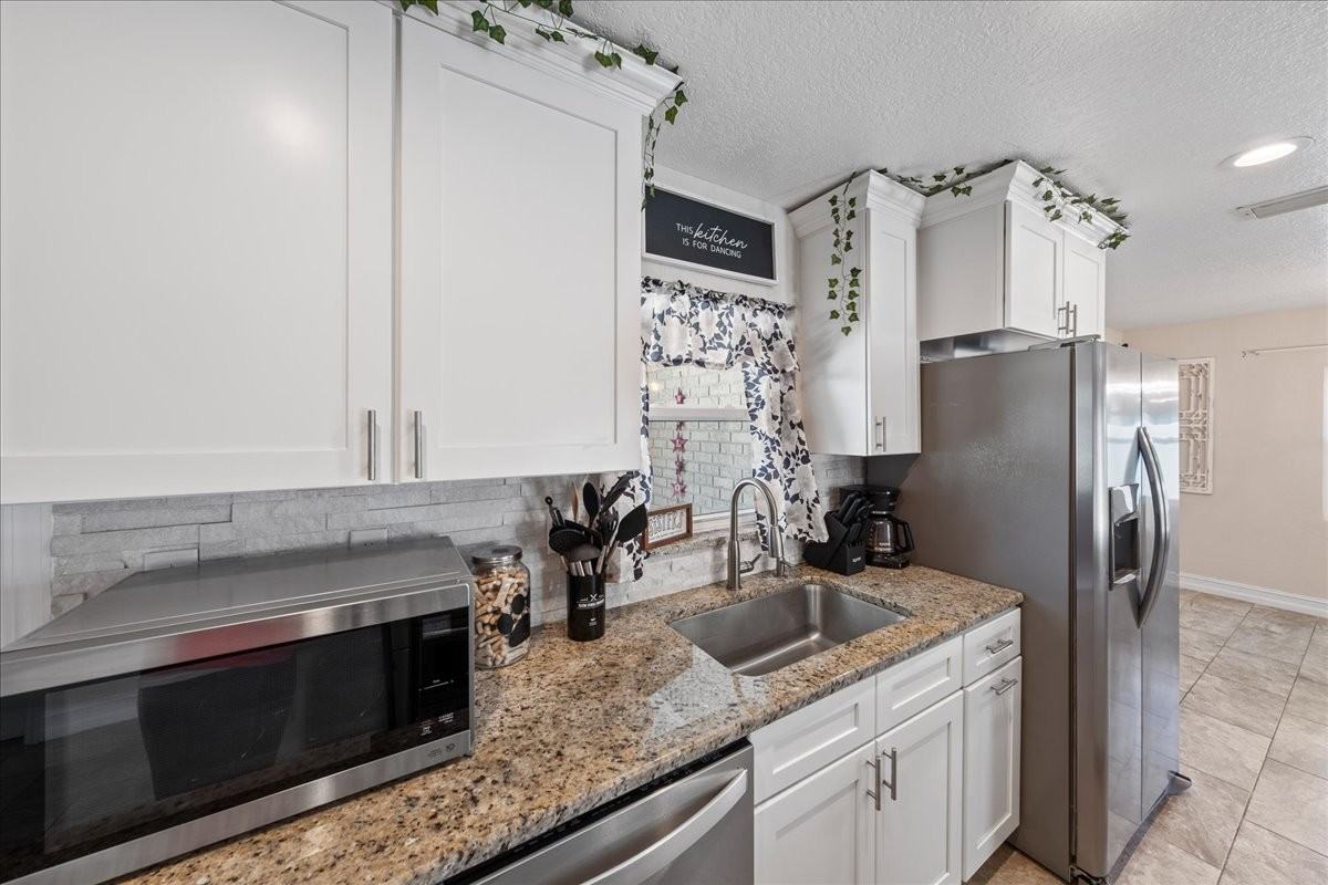 2740 Dutton Dr #1 - Photo 6 of 23