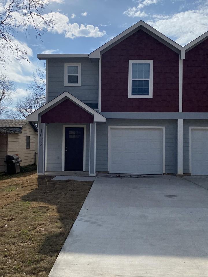 1022 West Shepherd Street, Denison 75020 - Photo 2 of 12