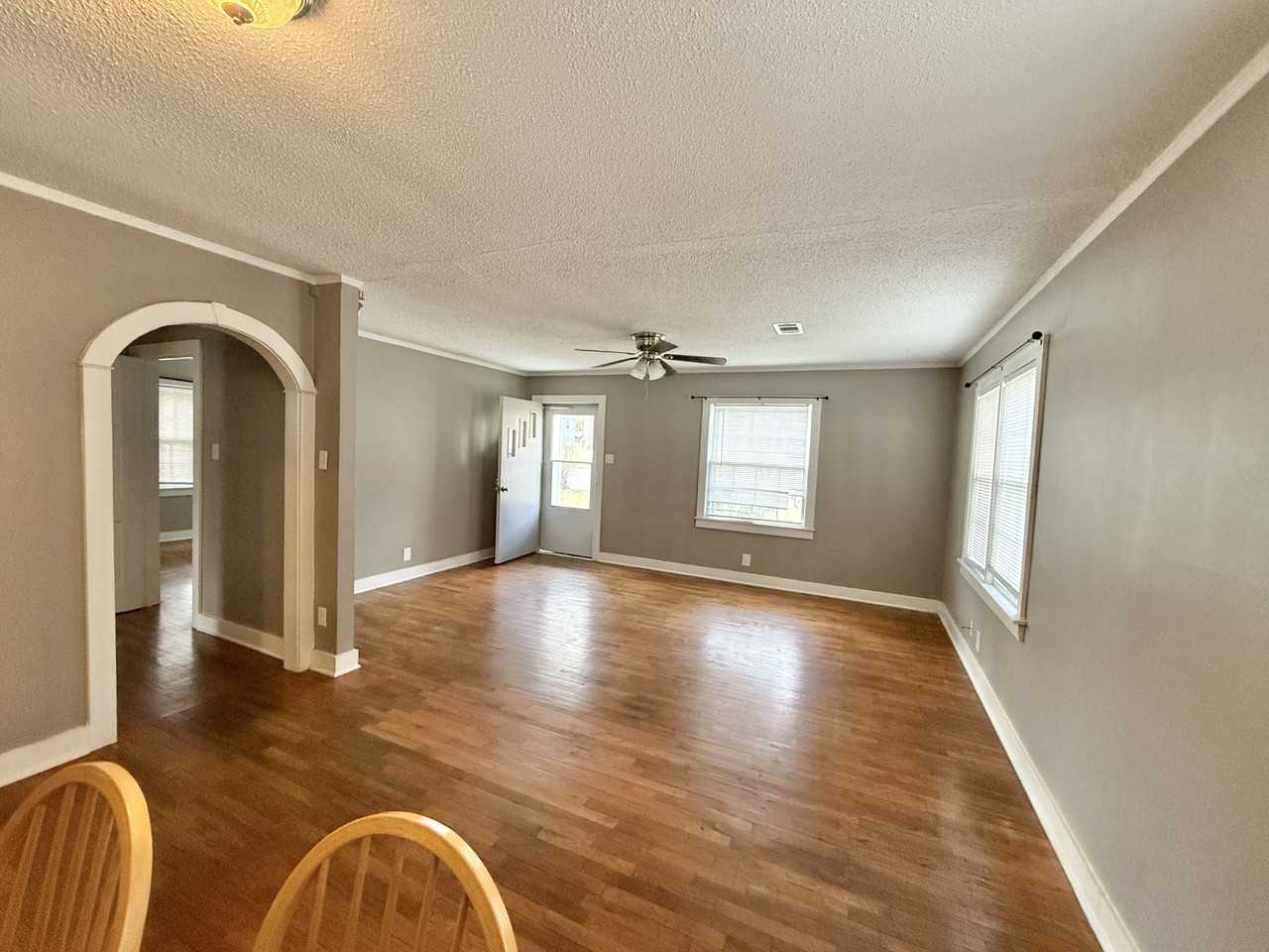 405 Henderson St #1 - Photo 2 of 18