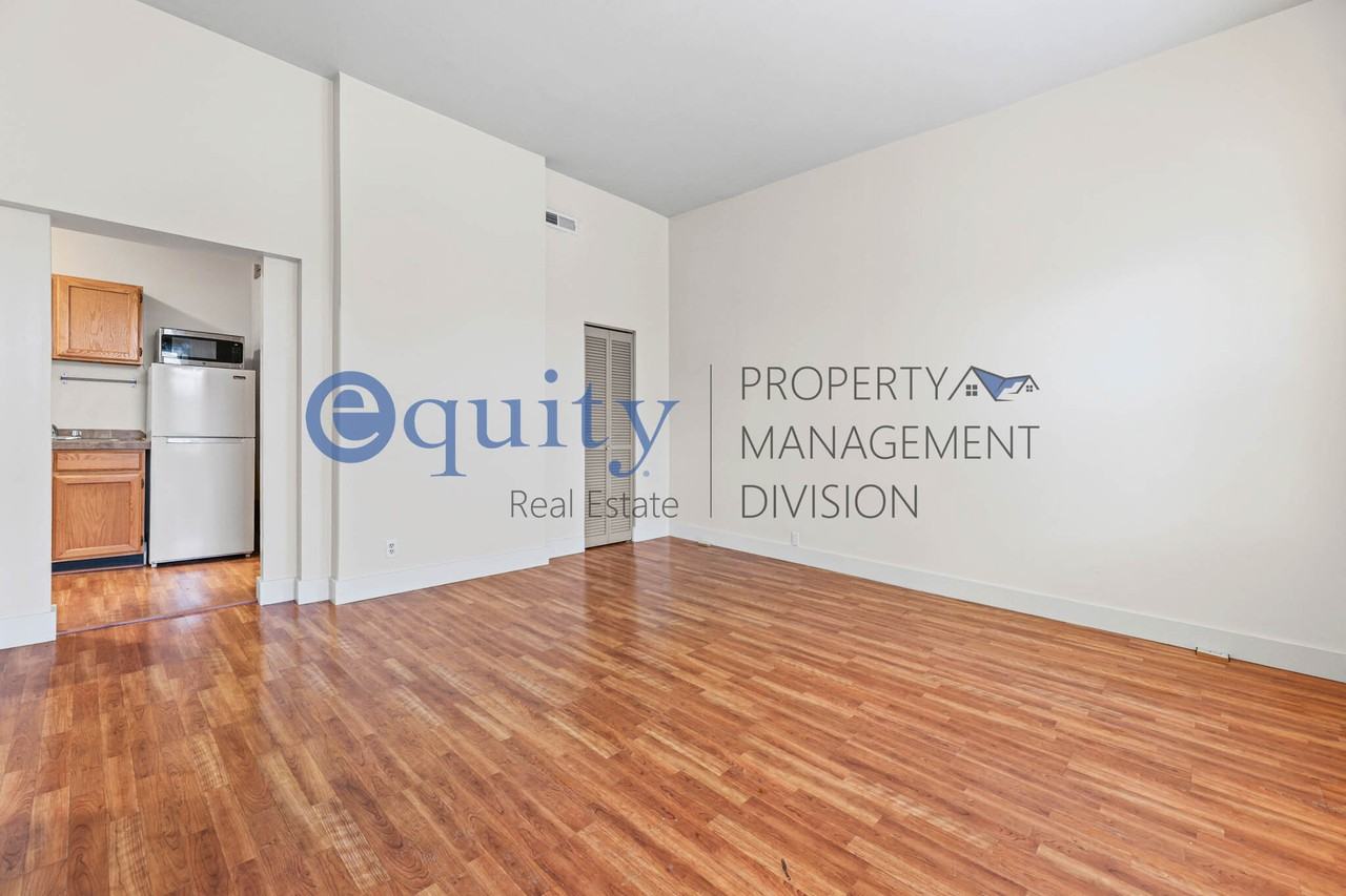 563 & 565 E 1st Ave - EPM - Photo 2 of 19