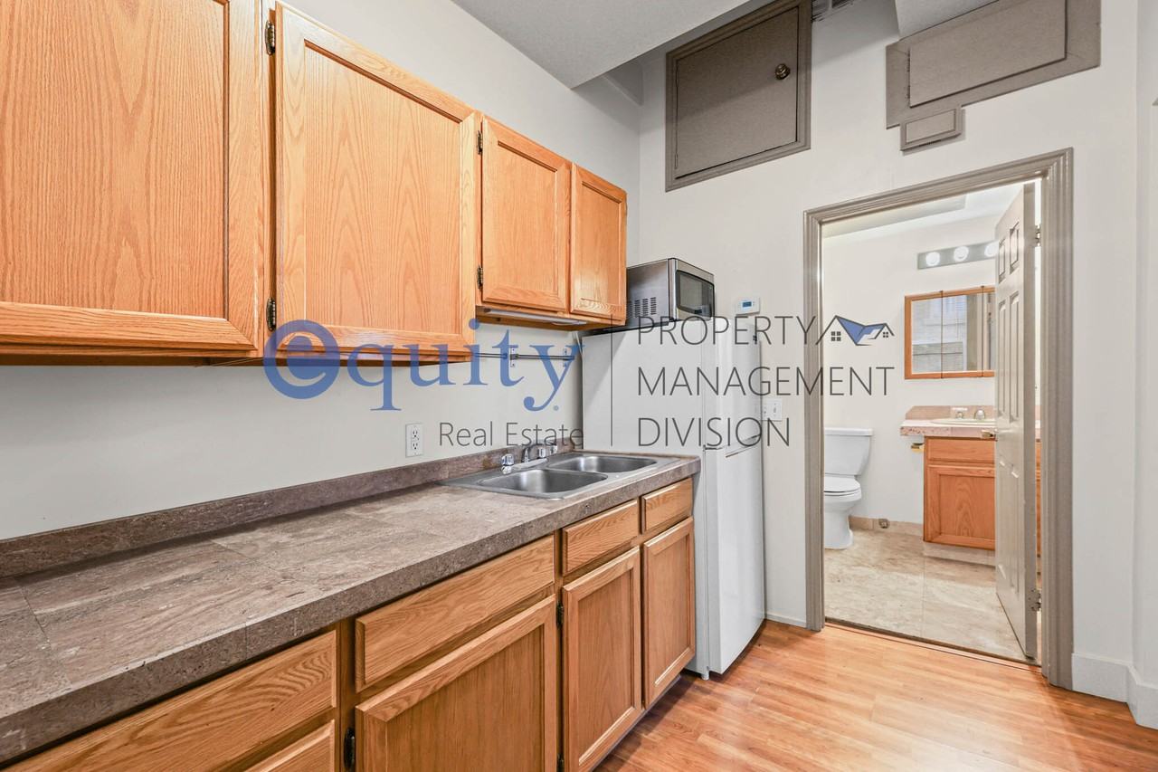 563 & 565 E 1st Ave - EPM - Photo 7 of 19