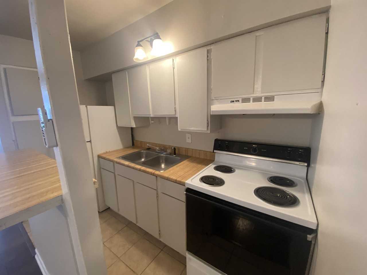 W Alabama (502) - Photo 3 of 35