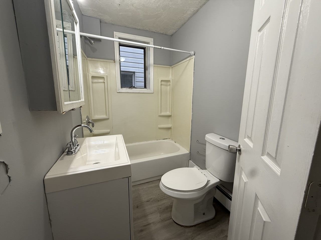 178 5th Ave 1st Fl #1 - Photo 4 of 4