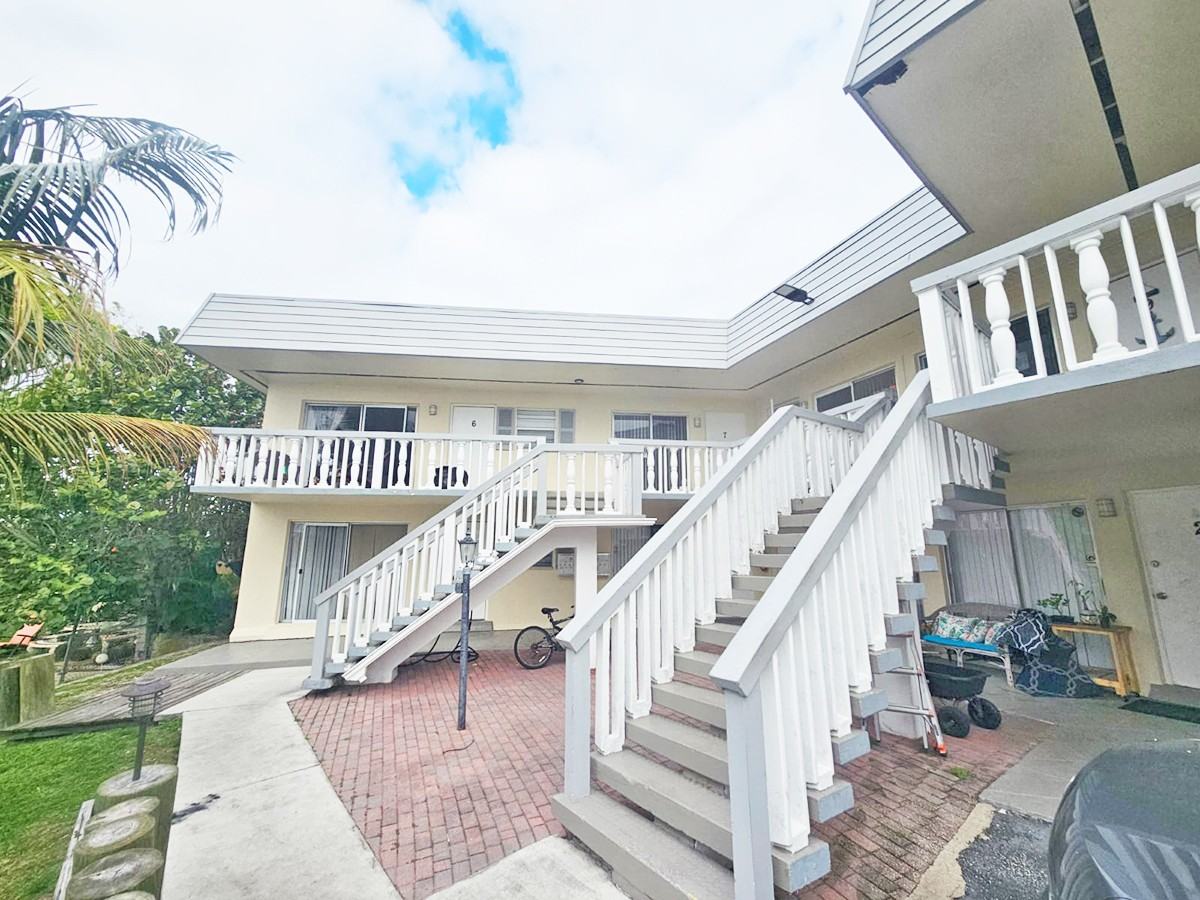 519 West Kalmia Drive - Photo 5 of 50