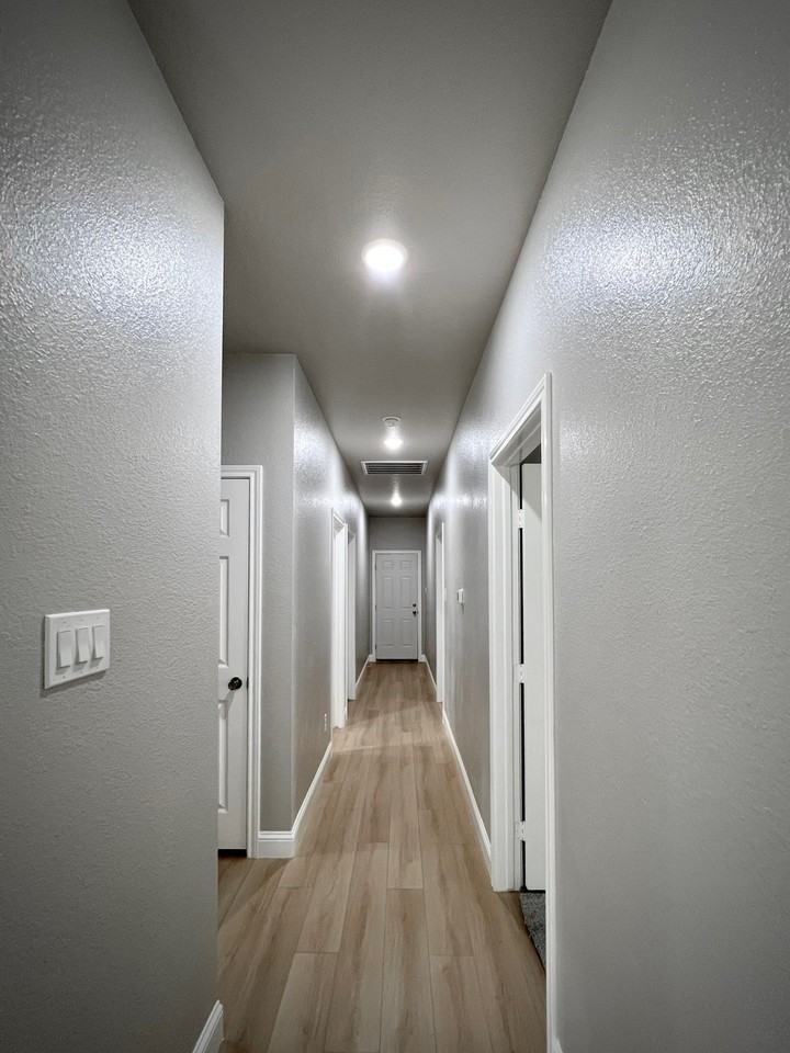 823 Edgar St #1 - Photo 5 of 15