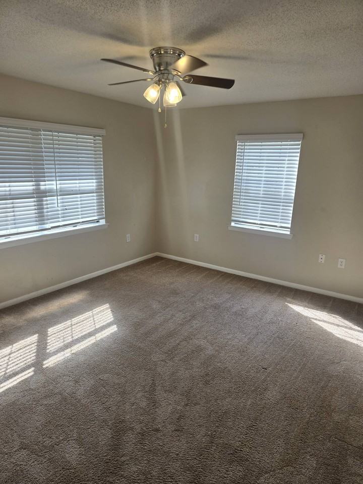 763 Dunlevie RoadUnit A #A - Photo 5 of 9