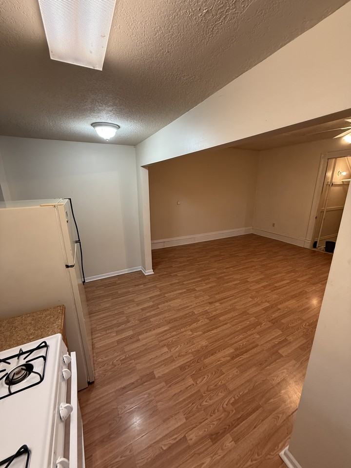 52 N West StUnit 1 #1 - Photo 2 of 10