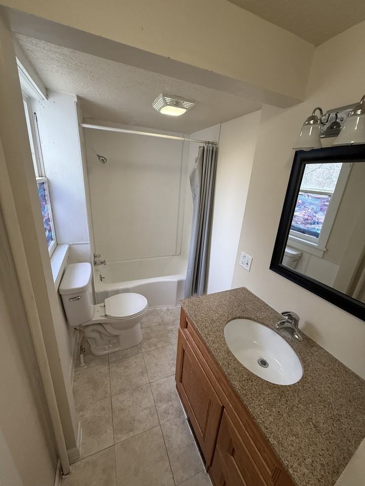 52 N West StUnit 1 #1 - Photo 7 of 10