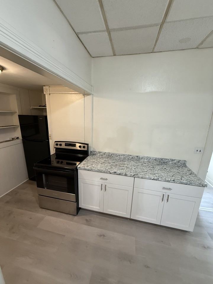 52 N West StUnit 2 #2 - Photo 3 of 13