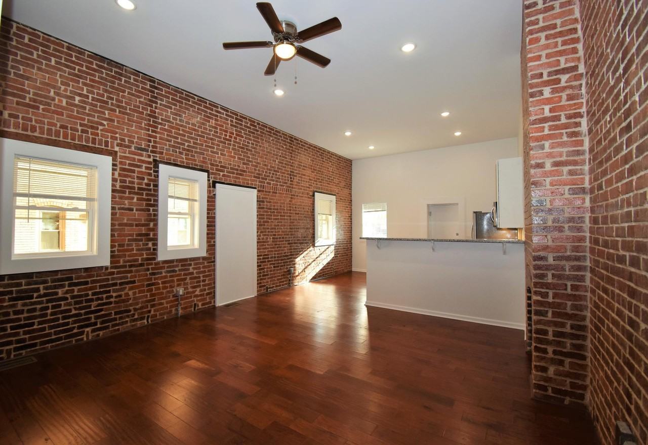 1713 Termon Avenue - Photo 2 of 9