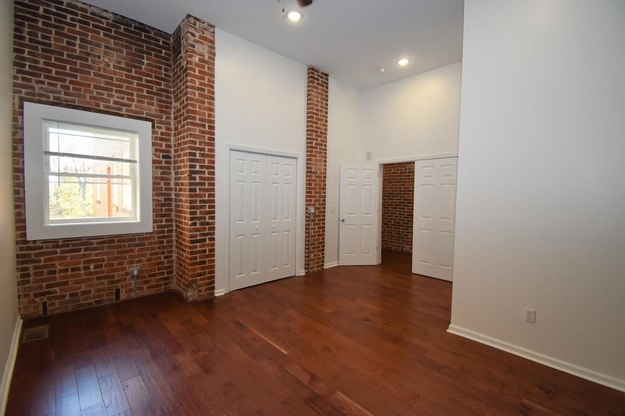 1713 Termon Avenue - Photo 4 of 9