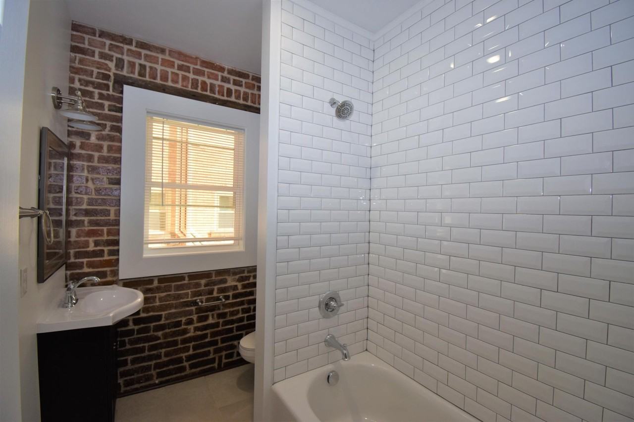 1713 Termon Avenue - Photo 6 of 9