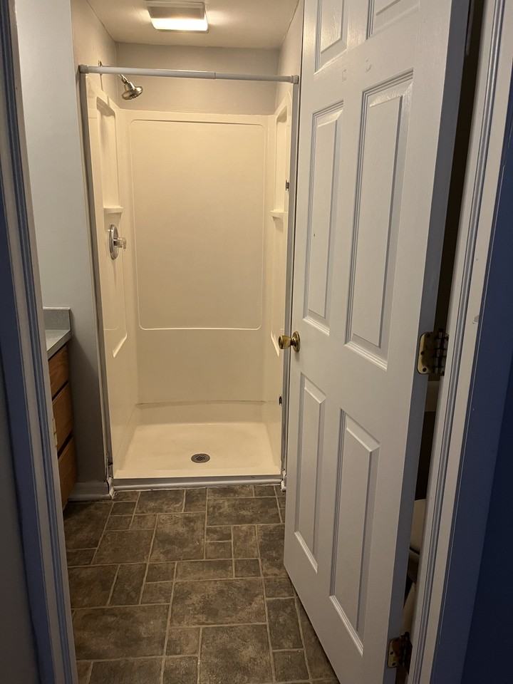 301 North State Street - Photo 7 of 13