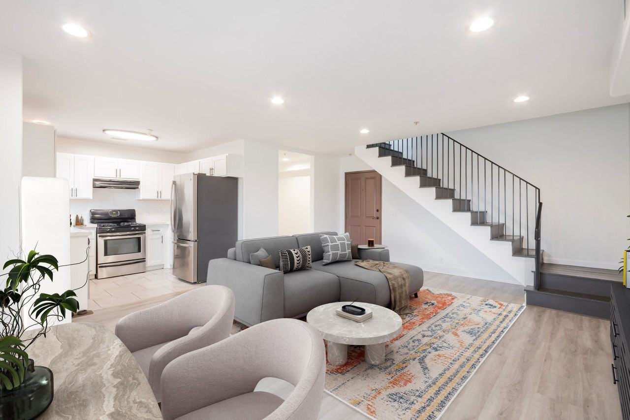 1342 N Highland Ave - Photo 3 of 8