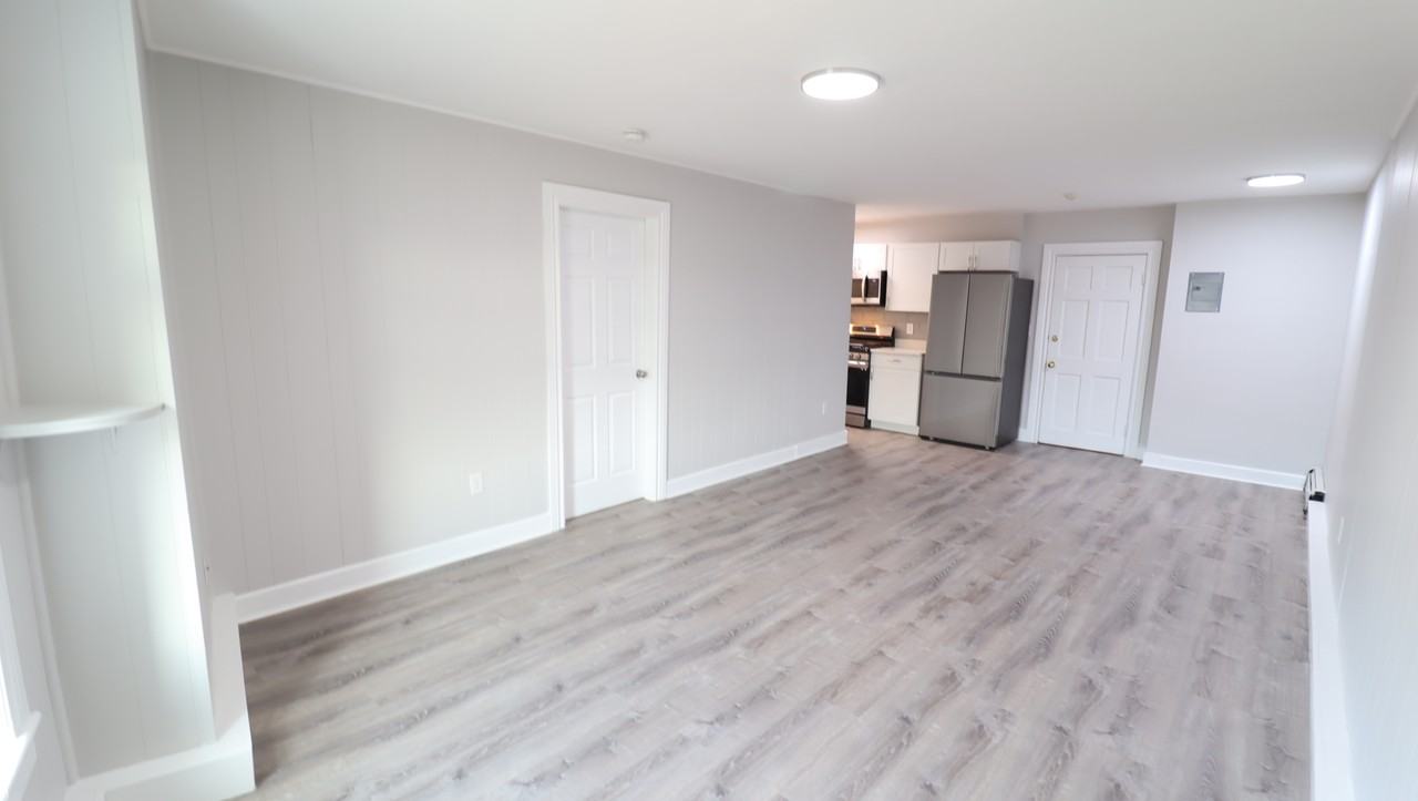 1-7 High Street - Photo 7 of 25