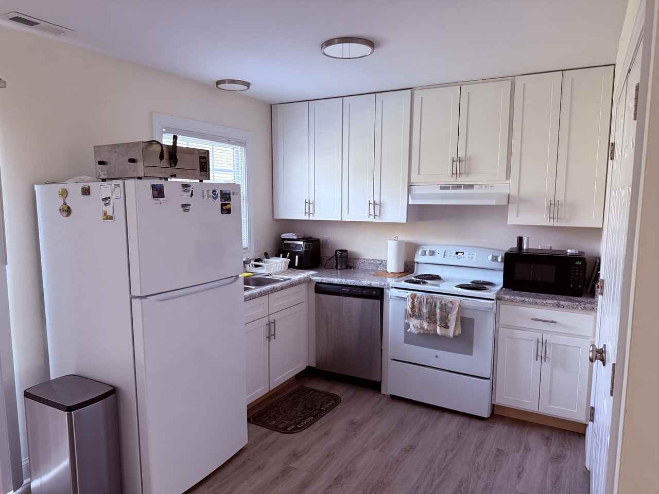 3810 Symi Circle Apt 4 - Photo 4 of 11