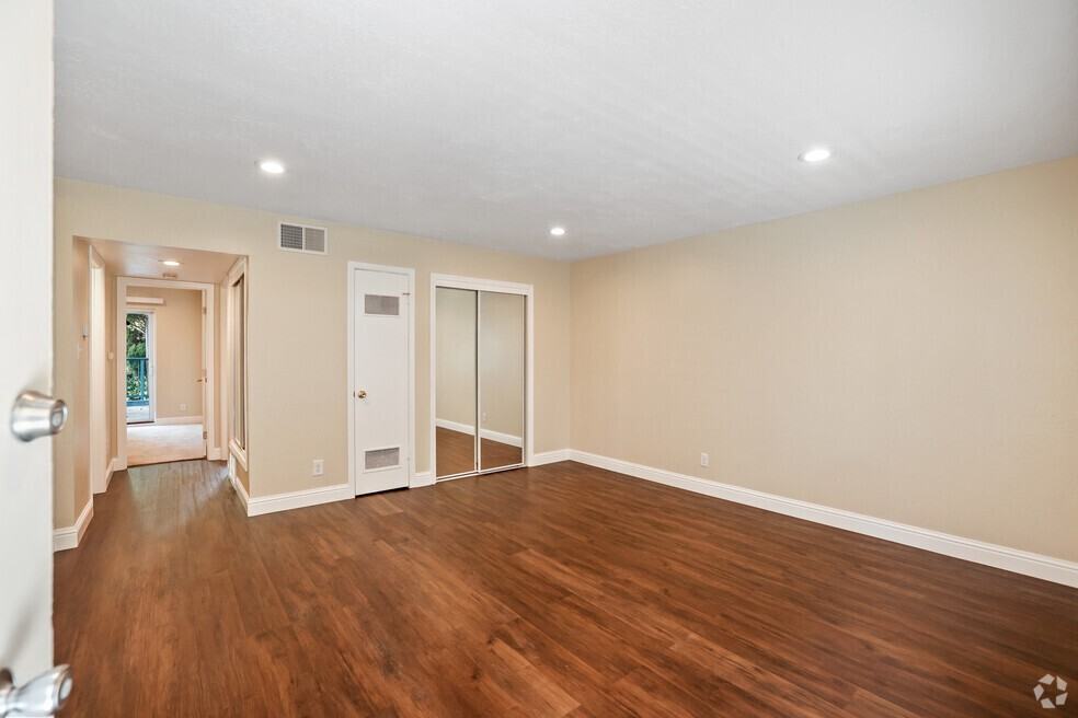 1927 Dwight Way - Photo 2 of 50