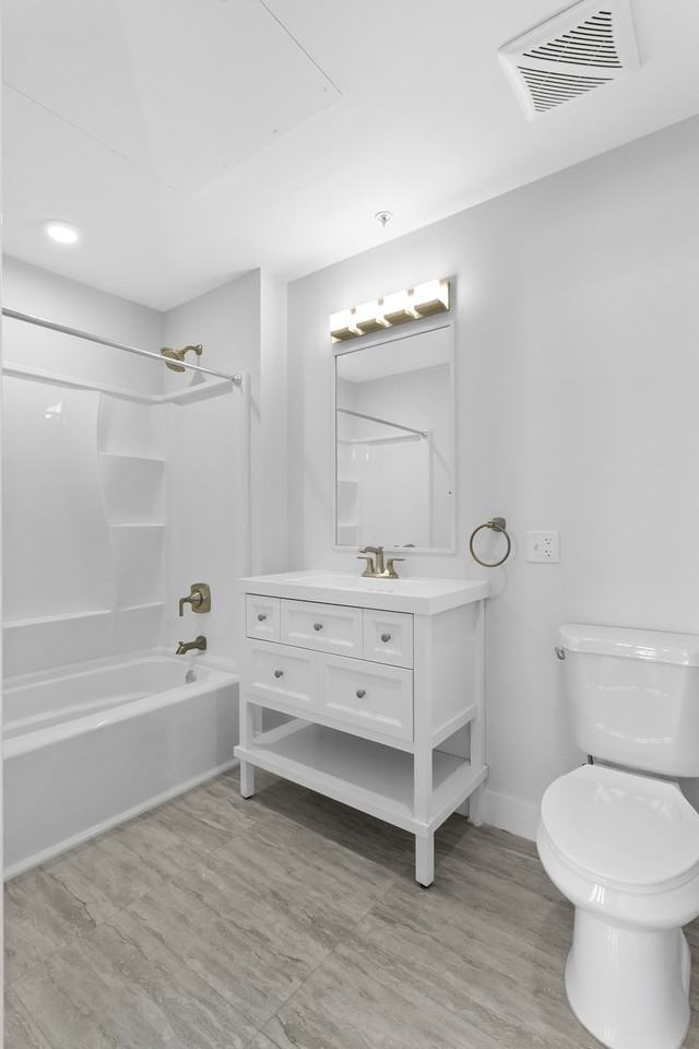 124 -132 Temple Street - Photo 2 of 20