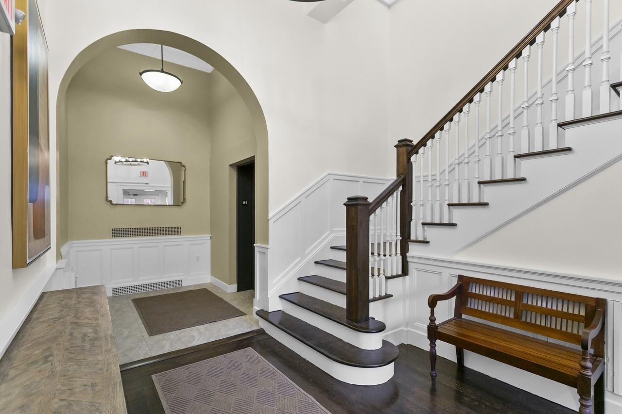 124 -132 Temple Street - Photo 5 of 20