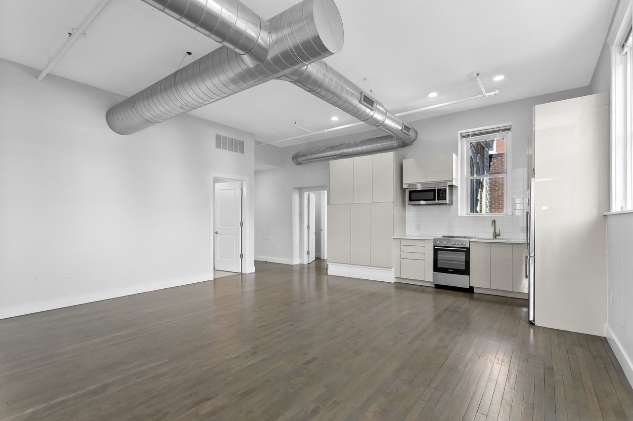 124 -132 Temple Street - Photo 2 of 13