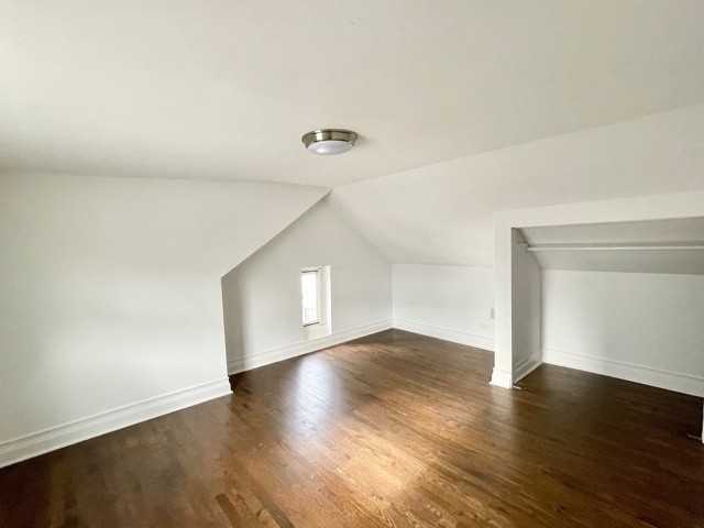 1629 N Claremont Ave - Photo 6 of 11