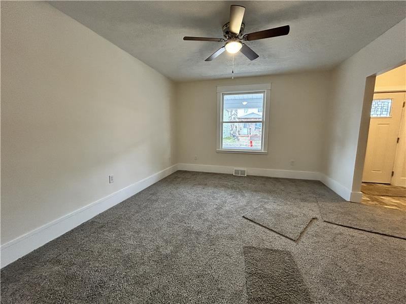 316 Henry Ave - Photo 2 of 11