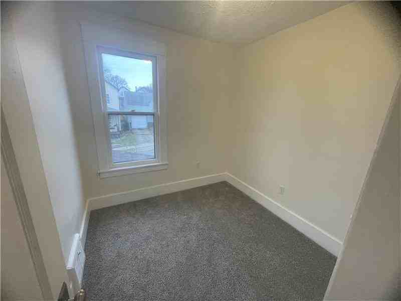 316 Henry Ave - Photo 6 of 11