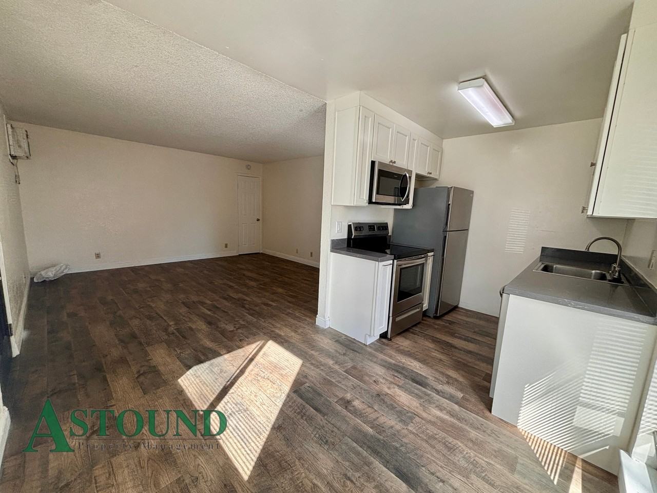 1501 Garcez Dr. #1 - Photo 3 of 19