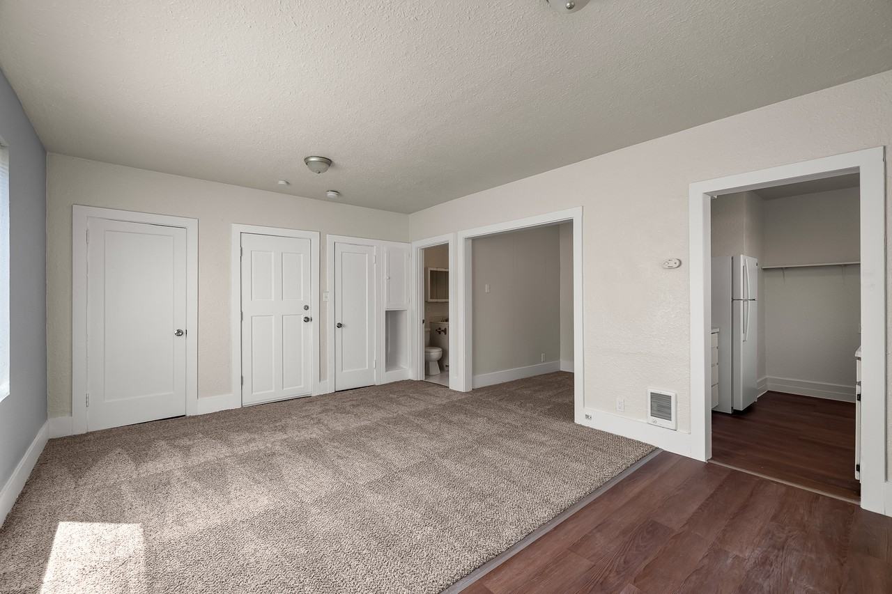 215 East 1st Street - Photo 3 of 10