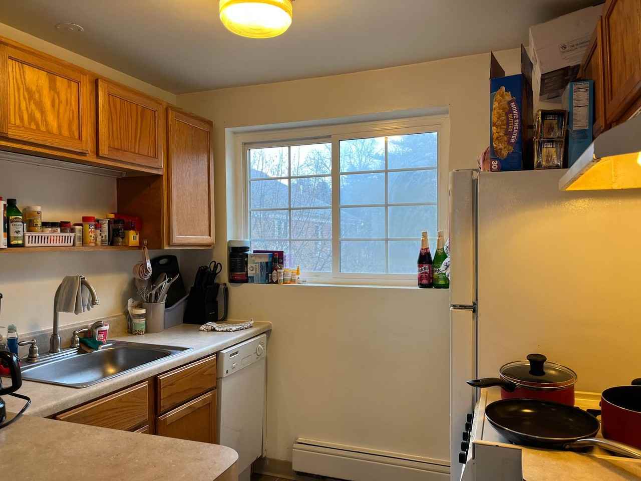 Lakeland Apartments - Photo 6 of 19