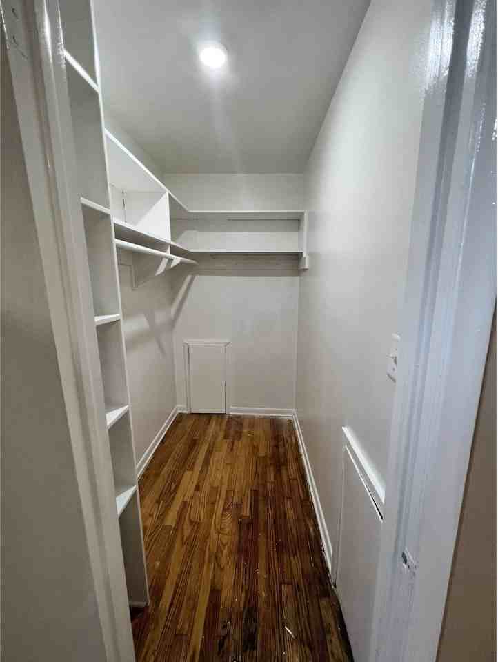 16623 Schaefer Highway - Photo 5 of 5