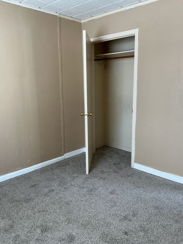 2135 East St - Photo 7 of 15