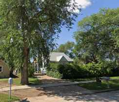 405 E Watertown - Photo 1 of 1