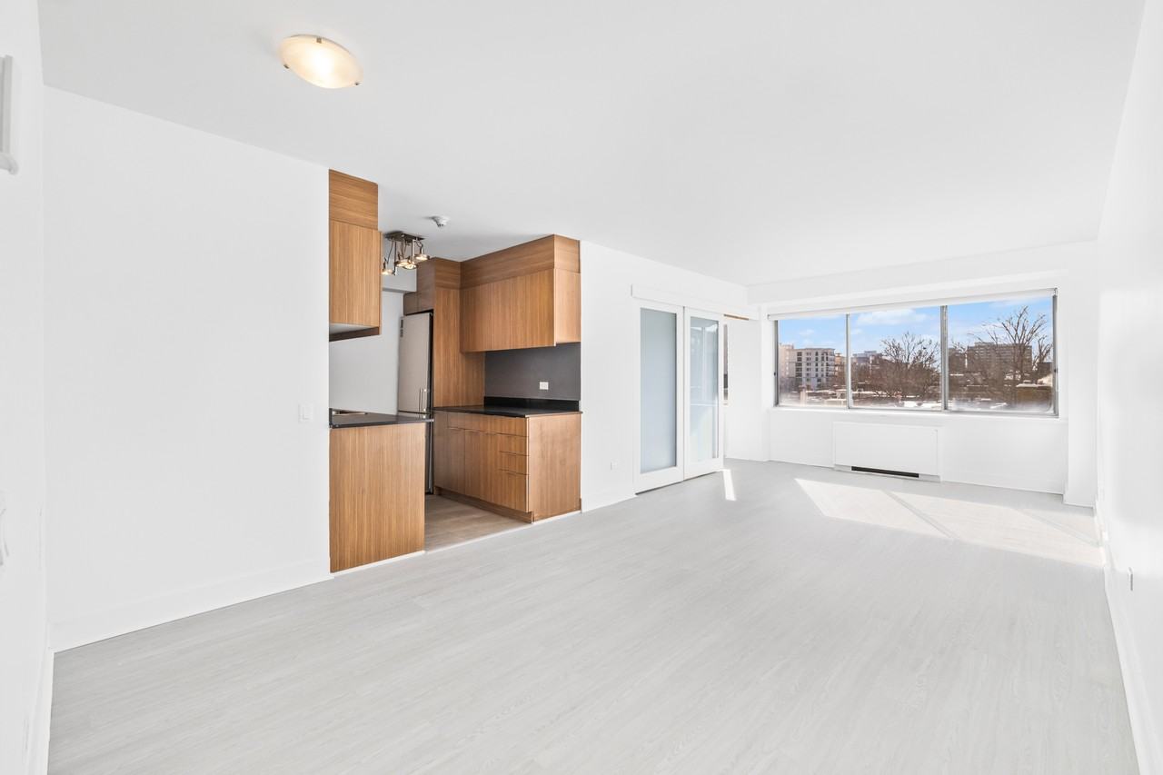 3475 Rue de la Montagne — photo 1