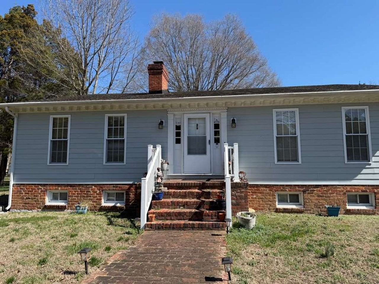 7685 Turner Rd - Photo 2 of 16