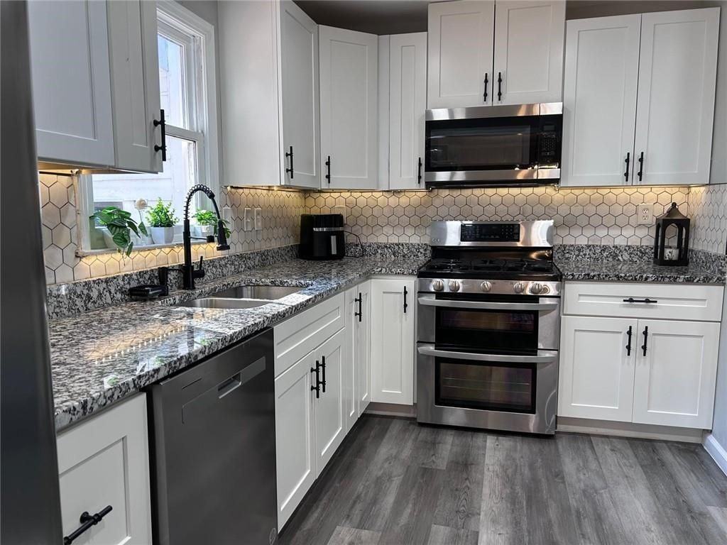 356 Norhill Ct - Photo 2 of 8