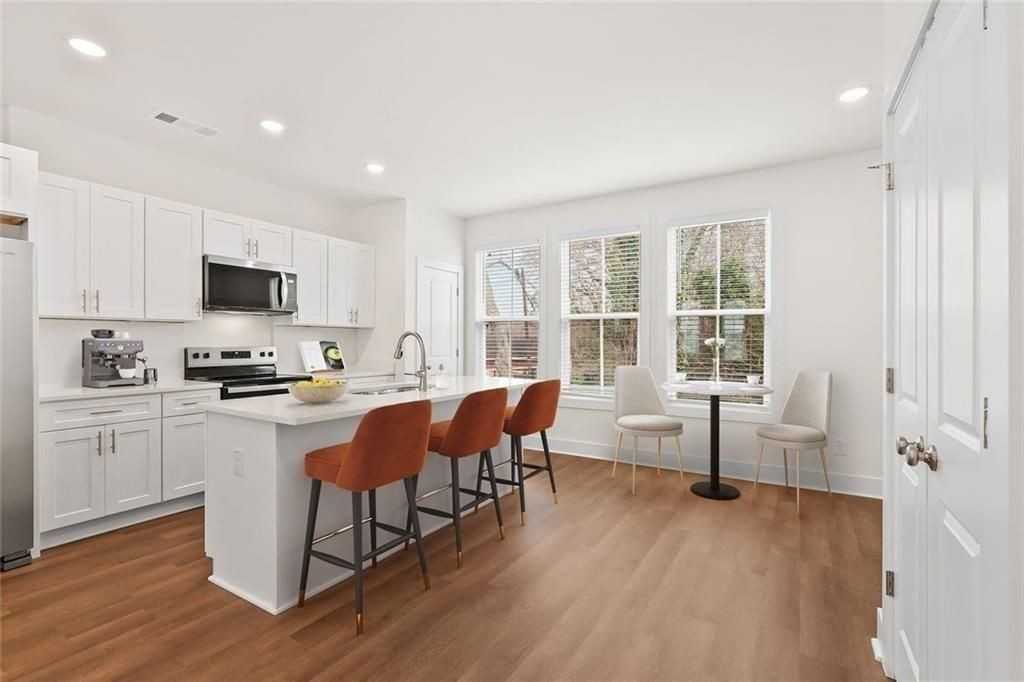 195 W Lake Ave Nw ##1 - Photo 5 of 14