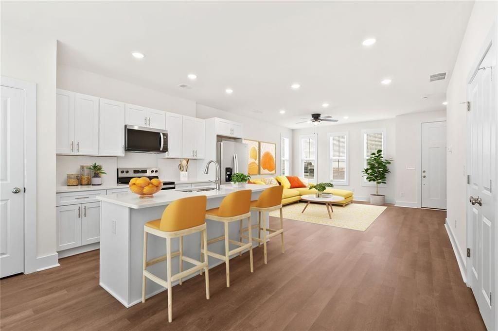 195 W Lake Ave Nw ##1 - Photo 7 of 14