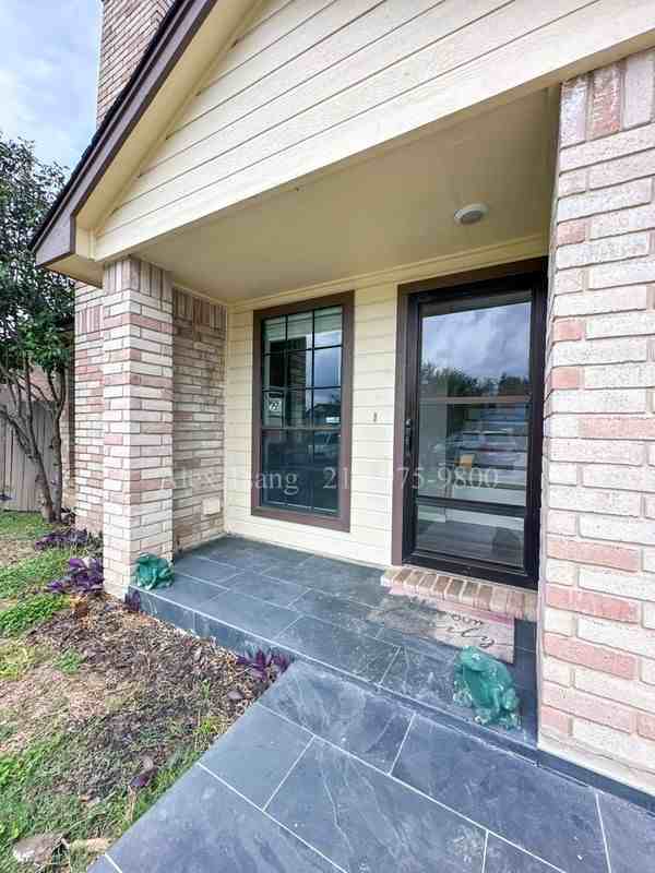 6419 Chimney Nest - Photo 3 of 34
