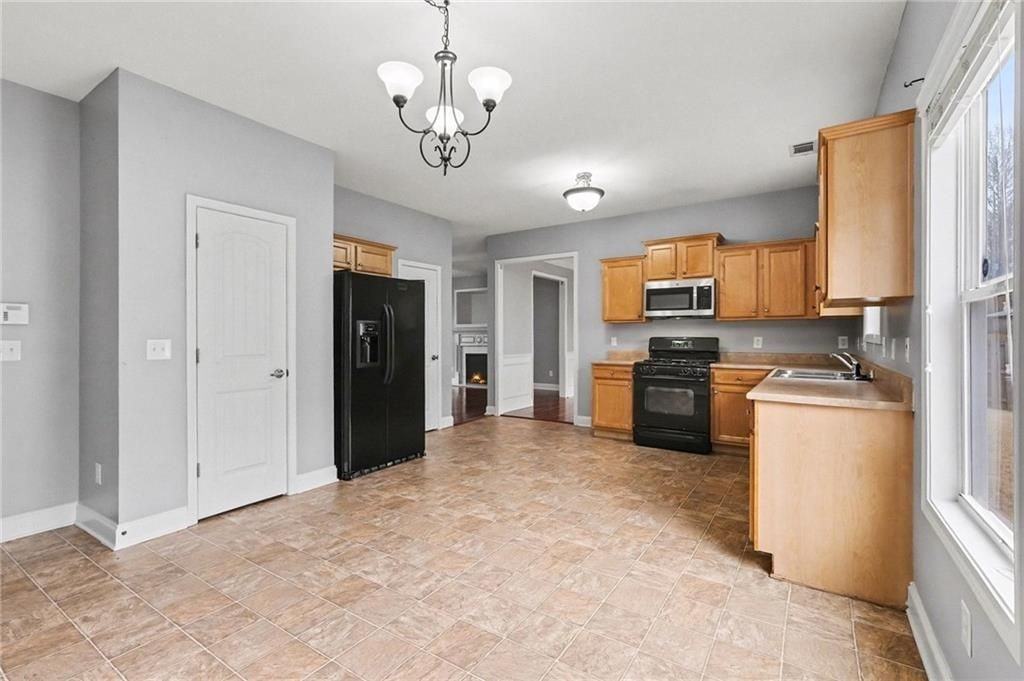 4072 Creekrun Cir - Photo 2 of 27