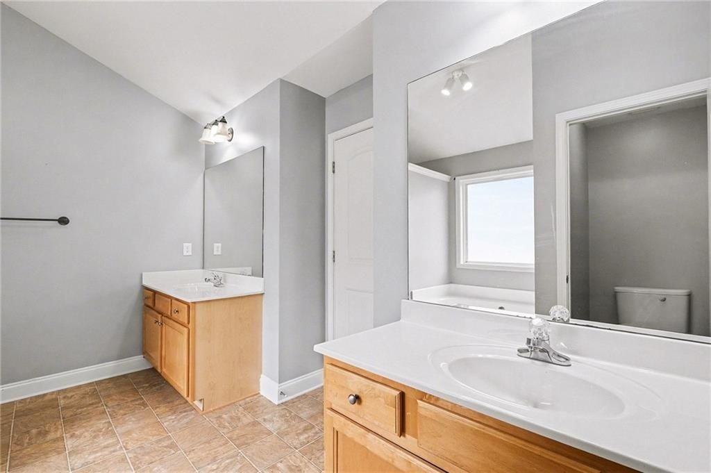 4072 Creekrun Cir - Photo 4 of 27