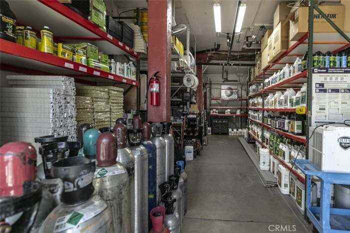 10615 San Fernando Rd ##B - Photo 2 of 5