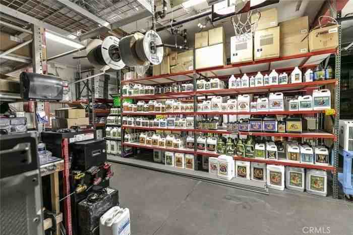 10615 San Fernando Rd ##B - Photo 3 of 5