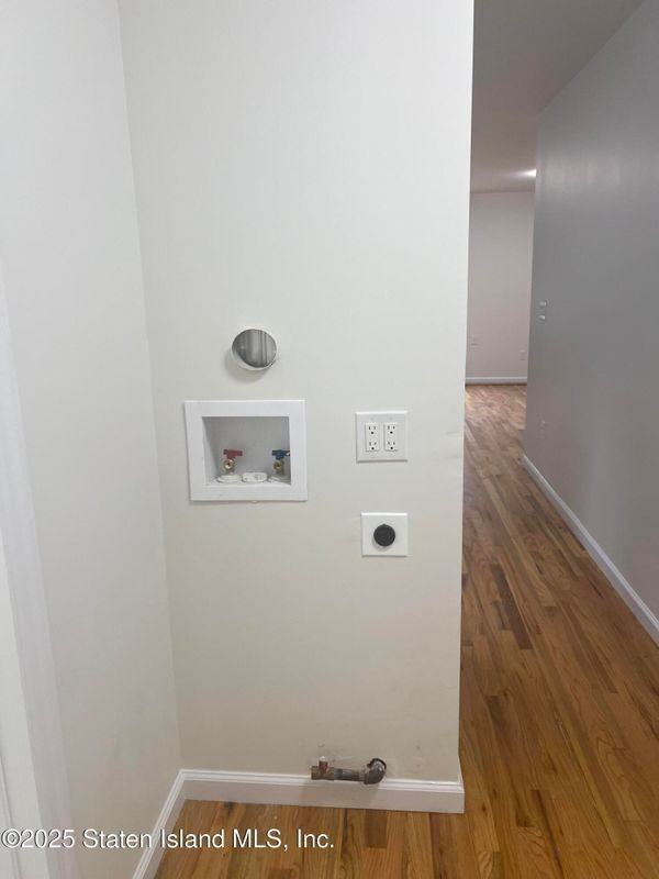 46 Laurel Ave ##2 - Photo 6 of 8